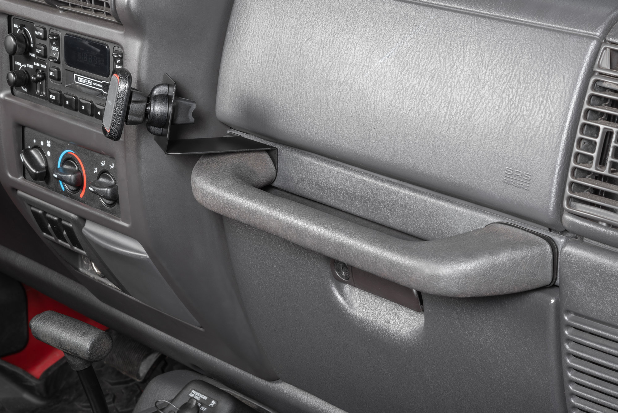 Quadratec Magnetic Grab Handle Phone Mount for 97 06 Jeep Wrangler TJ Quadratec